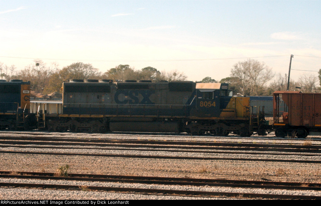 CSX 8054